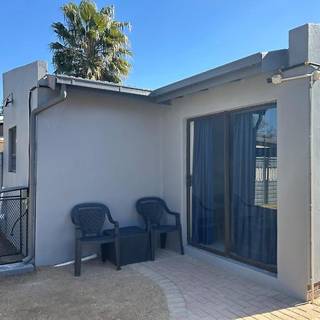 Villa La Sola B&B And Self-Catering Boksburg Kültér fotó