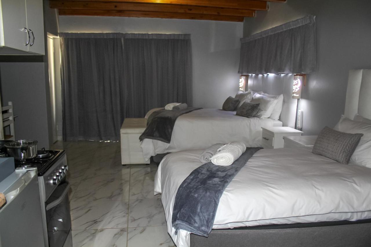 Villa La Sola B&B And Self-Catering Boksburg Kültér fotó